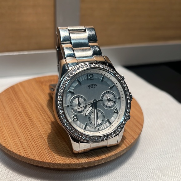 Guess Watch - Picture 3 of 3